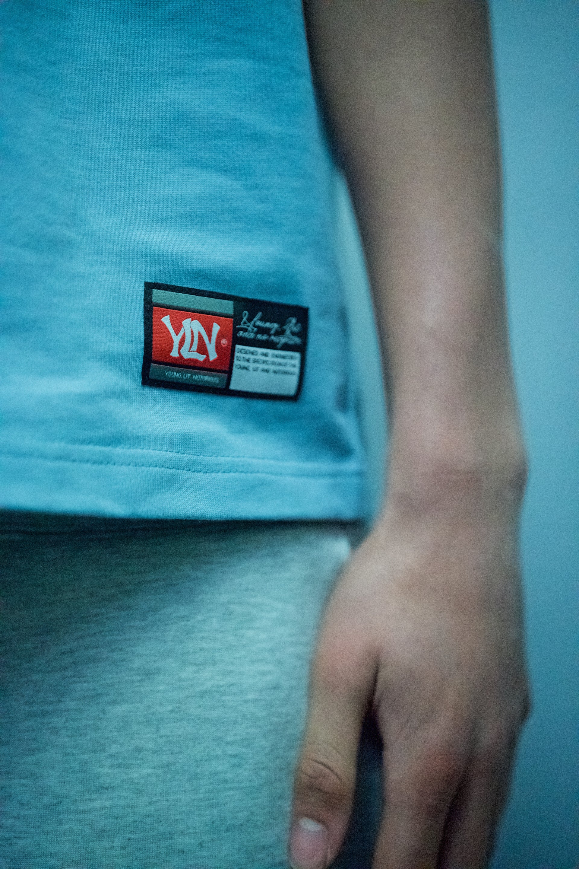 SAVE THE WORLD TEE BLUE